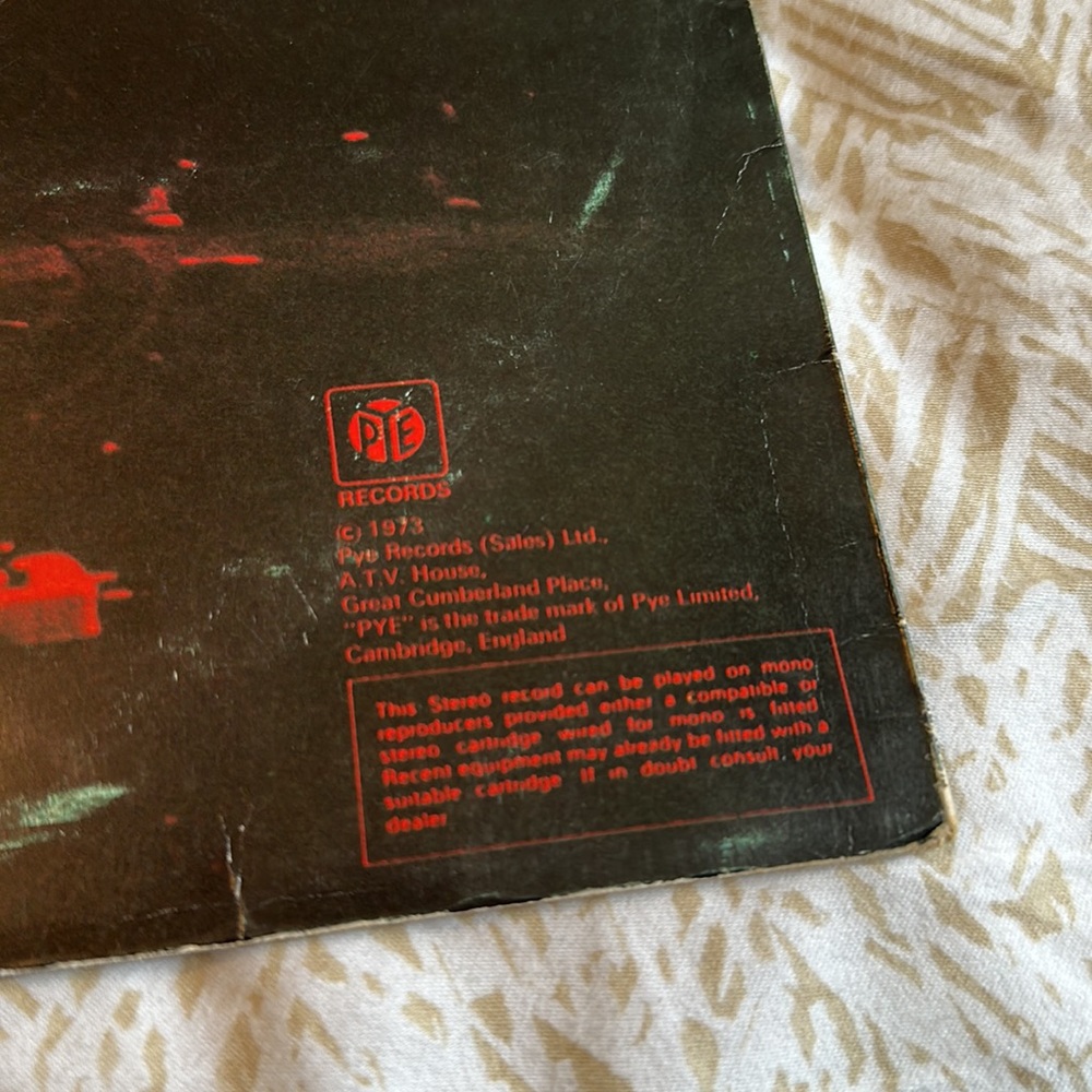 Vintage Status Quo Vinyl Record - Picture 9 of 12